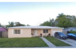 4361 Nw 35th Ter, Lauderdale Lakes