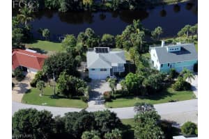 617 E Rocks Dr, Sanibel, FL 33957, Sold 04/01/14