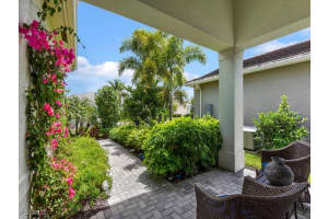 28426 Montecristo Loop, Bonita Springs, FL 34135 - MLS#2025000038