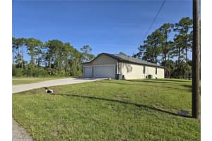1015 Balboa Avenue, Labelle, FL 33935 - MLS#2025000073