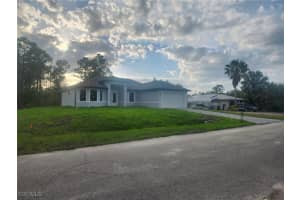 601 8th Avenue, Lehigh Acres, FL 33972 - MLS#2025000084