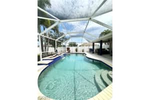 228 Nw 22nd Pl, Cape Coral