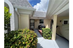 10 Regency Court, Lehigh Acres, FL 33936 - MLS#2025000340