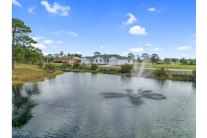 630 Falls Ln, Lehigh Acres