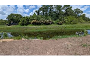 204 Aurora Avenue, Lehigh Acres, FL 33974 - MLS#2025000434
