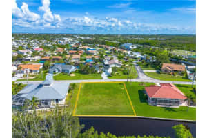 201 Singapore Road, Punta Gorda, FL 33950 - MLS#2025000451