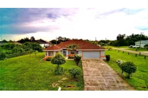 902 Susan Avenue, Lehigh Acres, FL 33971 - MLS#2025000463