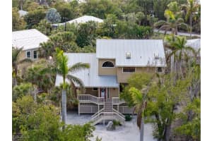 1241 Junonia St, Sanibel