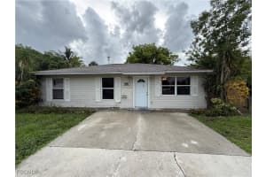 12135 Americus Ln, Naples