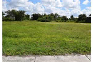 1621 Surfside Boulevard, Cape Coral, FL 33991 Sold 09/12/25