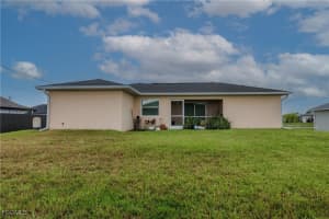 626 8th Terrace, Cape Coral, FL 33993 Sold 10/10/25