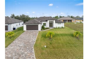 4222 Nw 24th Ter, Cape Coral