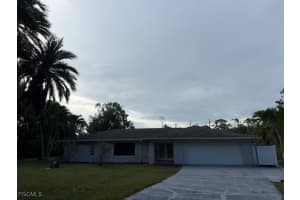 3715 Liberty Sq, Fort Myers