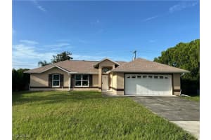 2254 Crystal Dr, Fort Myers
