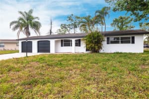818 Gardenside Court, Lehigh Acres, FL 33936 - MLS#2025000665