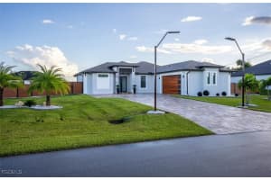 516 3rd Terrace, Cape Coral, FL 33993 - MLS#2025000700