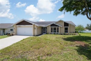 1942 Se 8th Pl, Cape Coral