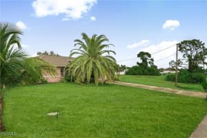 2000 6th Street, Cape Coral, FL 33993 - MLS#2025001112