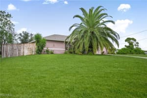 2000 6th Street, Cape Coral, FL 33993 - MLS#2025001112
