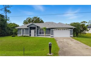 1401 Unice Ave N, Lehigh Acres