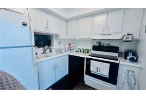 1580 Pine Valley Drive, Fort Myers, FL 33907 Sold 10/06/25