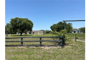 6251 Industry Ave, Fort Myers