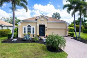 8698 Colony Trace Dr, Fort Myers