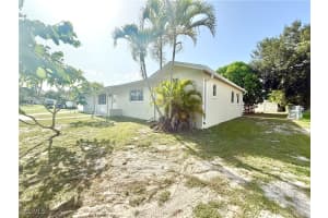 1521 Huntdale Street, Lehigh Acres, FL 33936 - MLS#2025001483