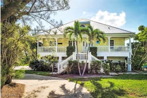 3366 Barra Cir, Sanibel