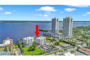2885 Palm Beach Blvd 101, Fort Myers