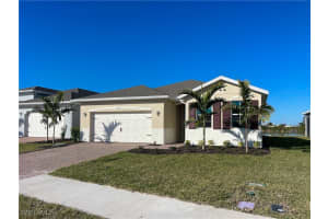 422 Spring Hill Lake Loop, Cape Coral, FL 33993 - MLS#2025001777