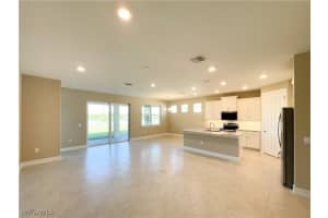 422 Spring Hill Lake Loop, Cape Coral, FL 33993 - MLS#2025001777