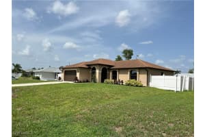 427 17th Avenue, Cape Coral, FL 33909 - MLS#2025001793