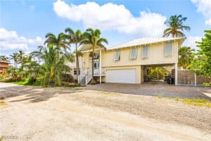 7711 Bocilla Lane, Bokeelia, FL 33922 - MLS#2025002275