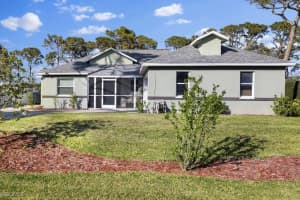 4560 Key Largo Lane, Bonita Springs, FL 34134 - MLS#2025002323