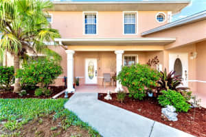 19977 Lake Vista Cir 17a, Lehigh Acres