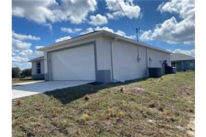 4201 3rd Street, Lehigh Acres, FL 33976 - MLS#2025002394