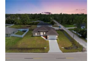 907 10th Street, Lehigh Acres, FL 33972 - MLS#2025002402