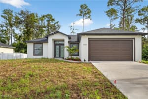 5432 Benton St, Lehigh Acres