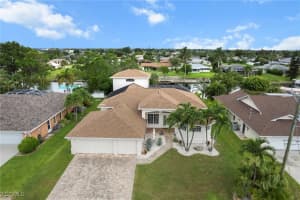 1426 Se 32nd St, Cape Coral