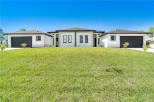 4725/4727 27TH 27th Street, Lehigh Acres, FL 33973 - MLS#2025002522