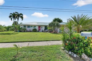 4638 Vinsetta Avenue, North Fort Myers, FL 33903 - MLS#2025002565