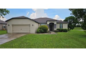 1121 Sw 25th St, Cape Coral