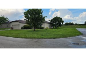 1121 25th Street, Cape Coral, FL 33914 - MLS#2025002611