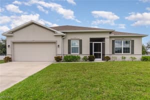211 4th Street, Cape Coral, FL 33993 Sold 09/10/25