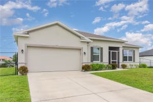 211 4th Street, Cape Coral, FL 33993 Sold 09/10/25