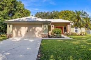 220 N Cypress St, Labelle