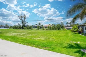 2809 17th Place, Cape Coral, FL 33914 Sold 10/17/25