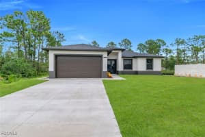2908 48th Street, Lehigh Acres, FL 33971 - MLS#2025002672