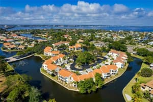 9615 Halyards Ct 22, Fort Myers
